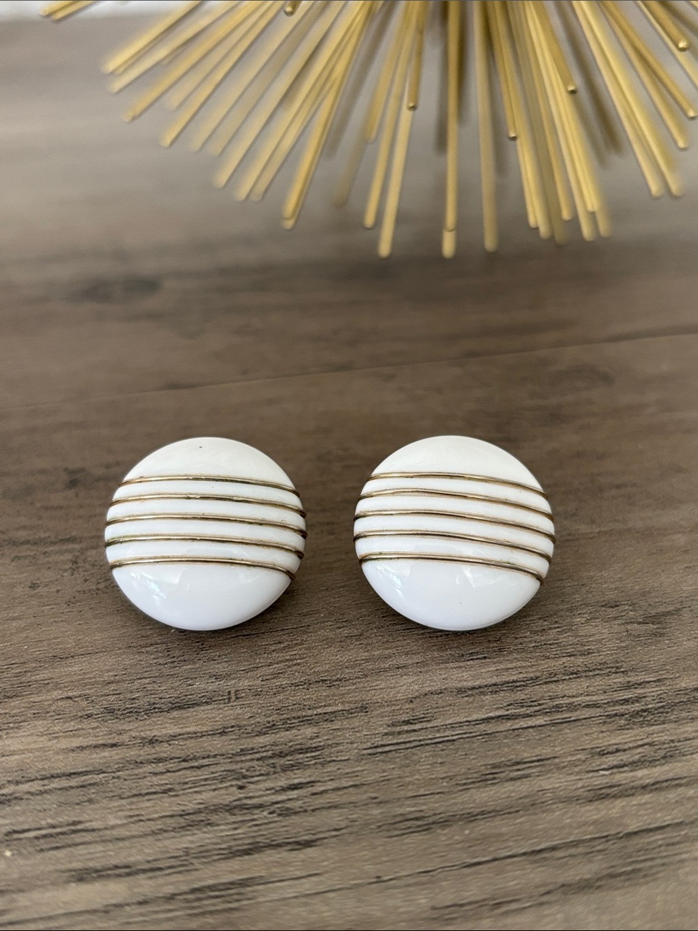 Vintage Trifari earrings clip ons